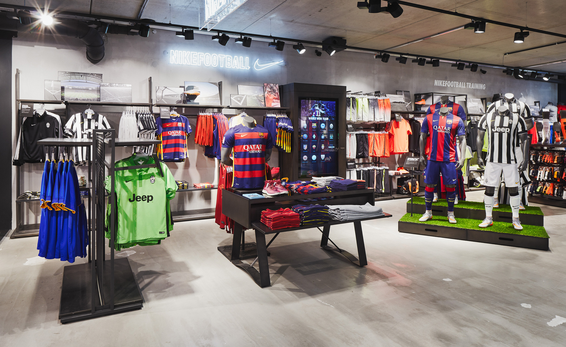 nike store cannes