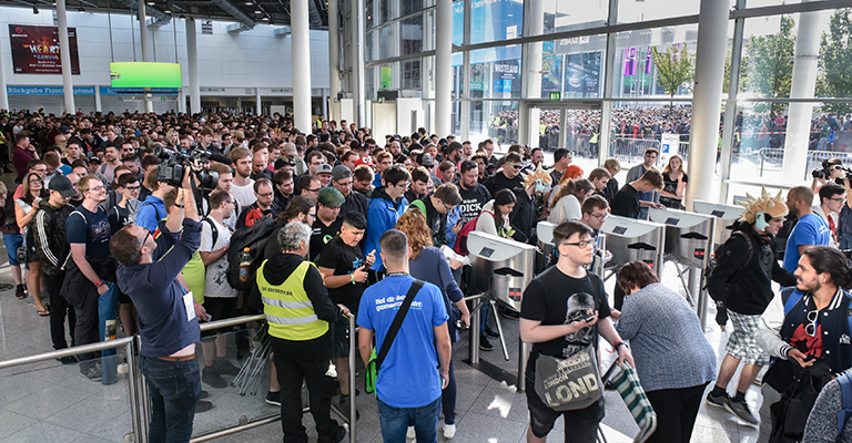 Gamescom Fans